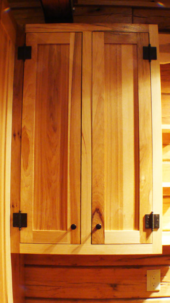 Hand Crafted Soild Hickory Kitchen Cabinets: Hirschboeck