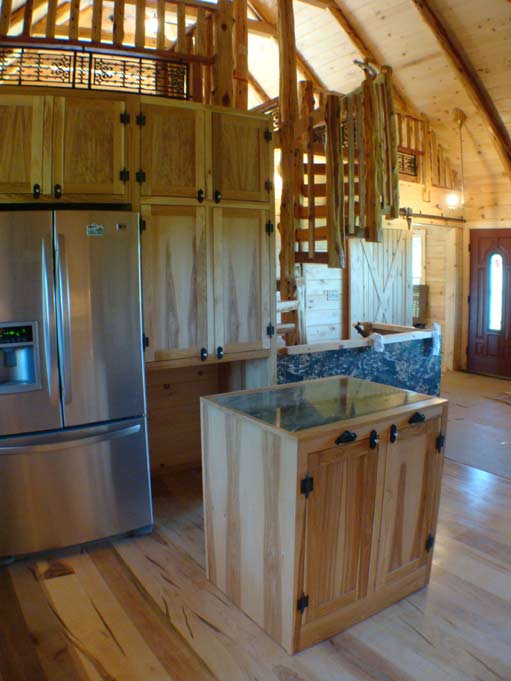 Hand Crafted Solid Hickory Kitchen Cabinets: Izzo