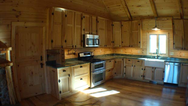 Hand Crafted Solid Hickory Kitchen Cabinets: Izzo