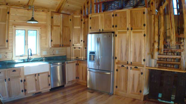 Hand Crafted Solid Hickory Kitchen Cabinets: Izzo