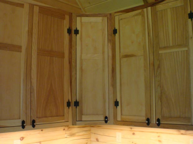 Handcrafted Soild Wood Hickory Kitchen Cabinets: Wall Cabinet Detail