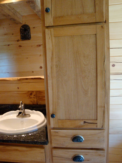 Hand Crafted Solid Maple Bathroom Vanity: Izzo