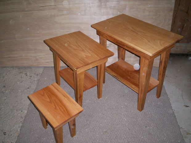 Hand Crafted Solid Oak End Tables Set of 3: Reed