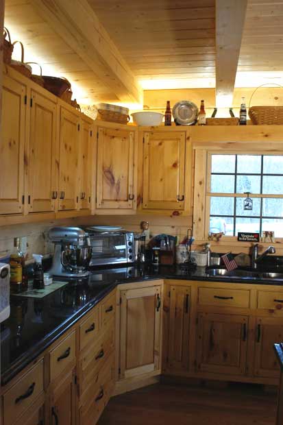 Hand Crafted Solid Pine Kitchen Cabinets: Volk